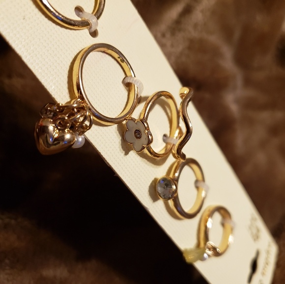 Sofia & Kate 5 Ring Set - Picture 3 of 5